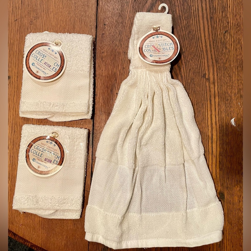 Vintage Charles Craft Beige Counted Cross Stitch Hand Towel & 2 Washcloths NWT